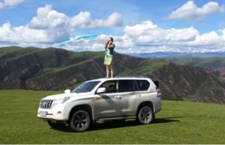 租汽车一个月要多少钱