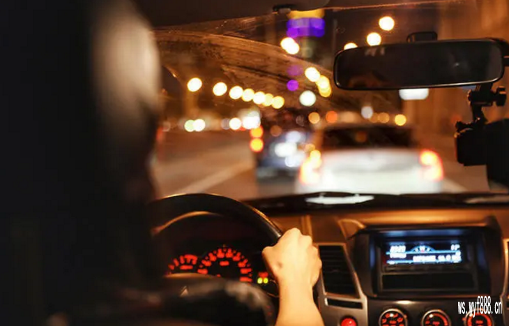 京牌车带牌出租多少钱